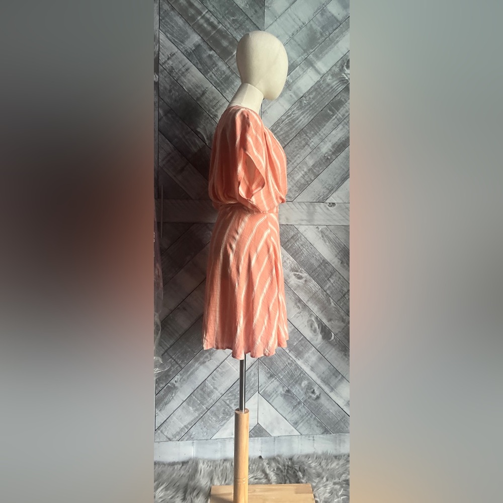 L*SPACE REVOLVE NWT SUNSHINE FEELS WRAP DRESS - Picture 9 of 12